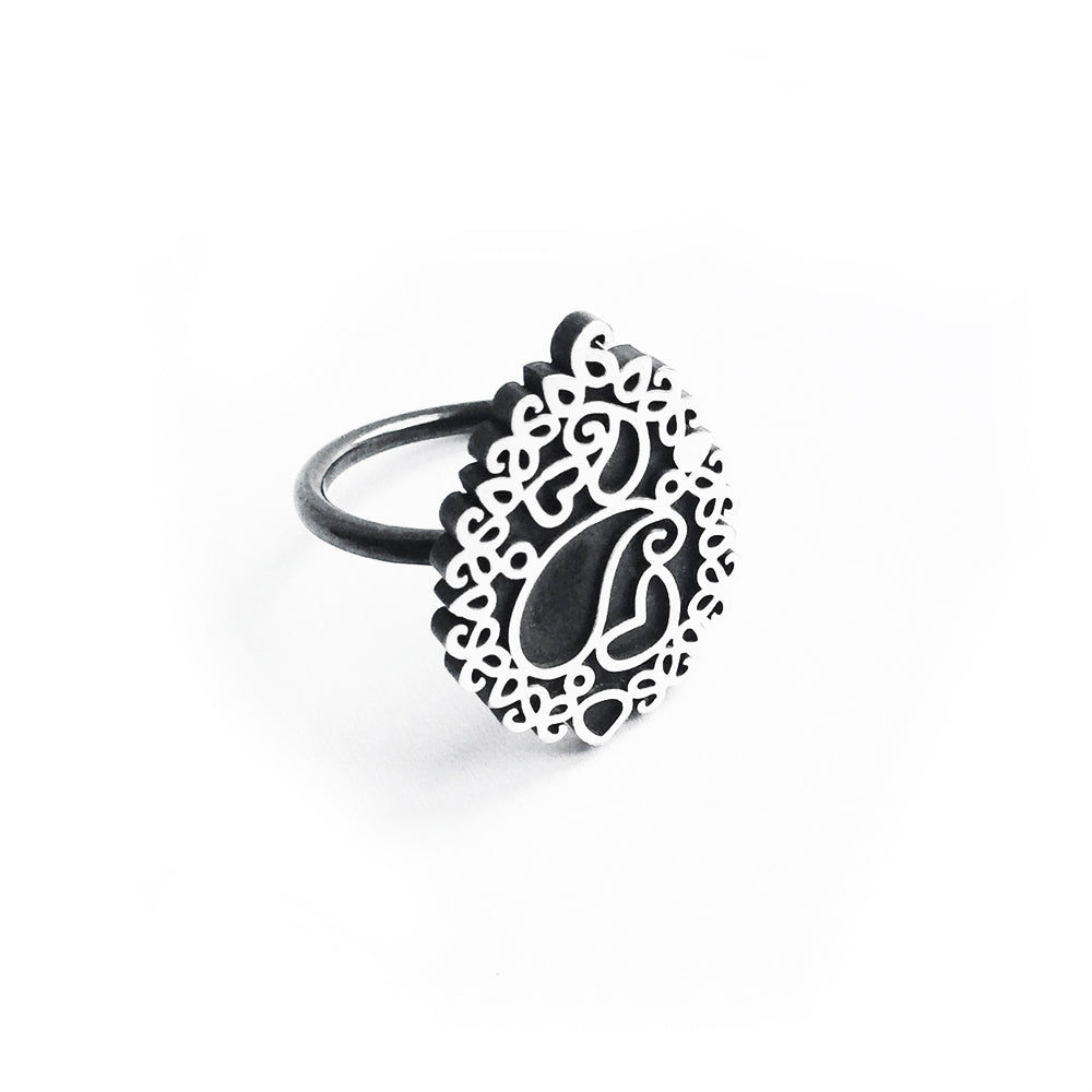 Zahra Oxidised Tear Drop Ring